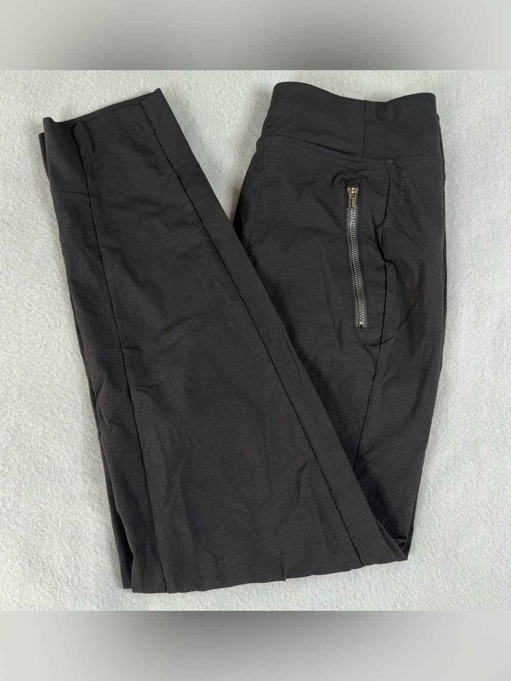 Athleta Black Technical Travel Utility Ankle Pants Zipper Pockets Sz 2 Gorpcore
